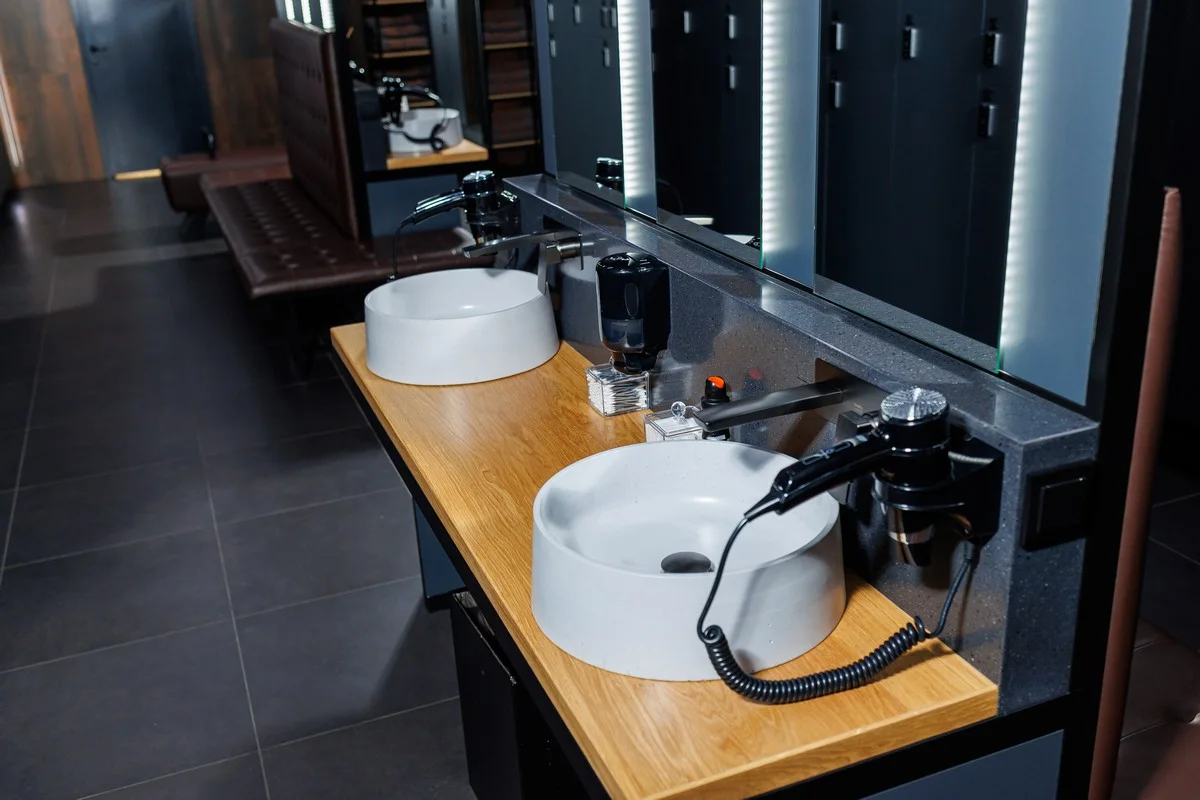 Commercial plumbing and drain services in Brant